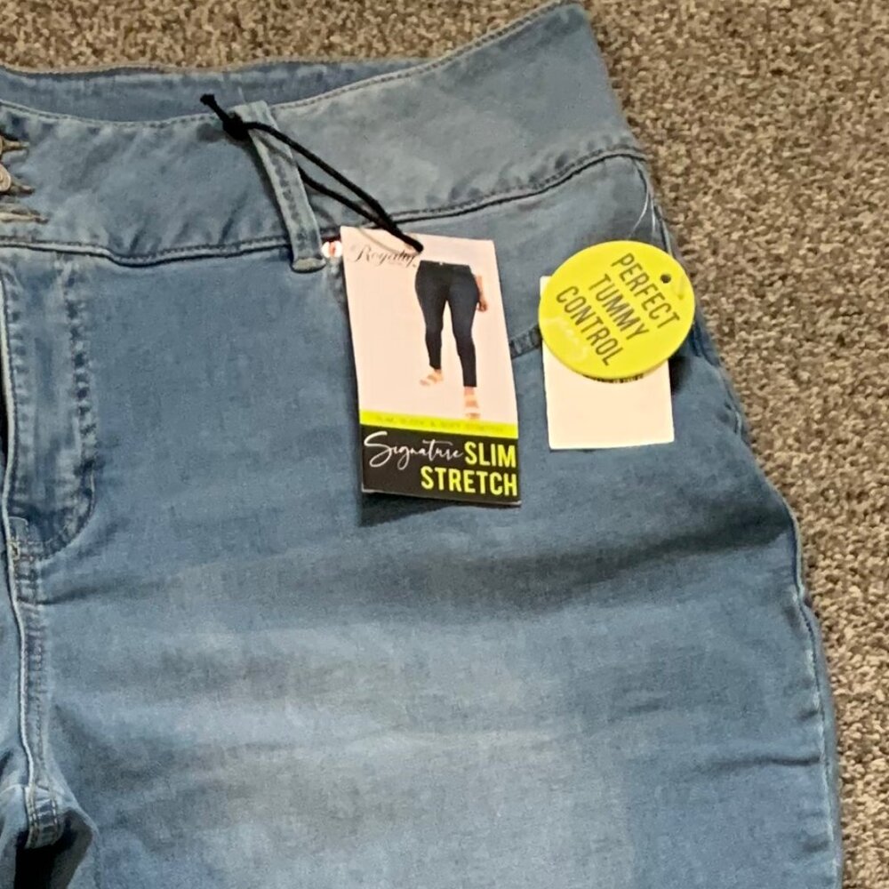 Royalty For Me Jeans - Picture 4 of 4